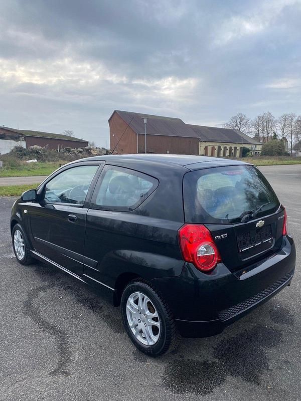 Gebraucht Chevrolet Aveo SE 84 PS (61 kW) 2009 Schwarz Kleinwagen