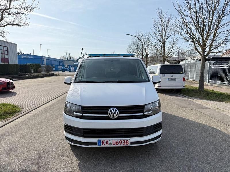 Gebraucht VW Transporter 150 PS (110 kW) 2019 Weiß Van