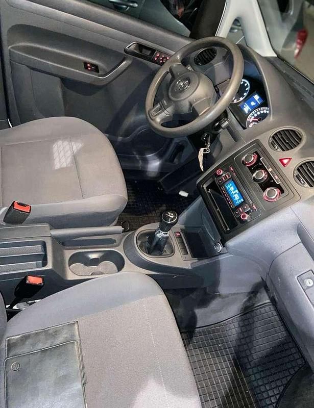 Gebraucht VW Caddy Trendline 86 PS (63 kW) 2014 Weiß Van / Kleinbus