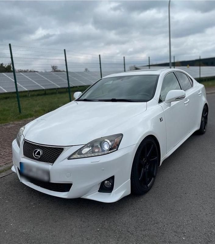 Gebraucht Lexus IS220d Sport Line 200 PS (147 kW) 2011 Weiß Limousine