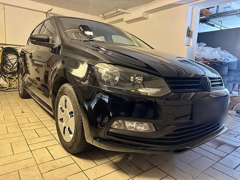 Gebraucht VW Polo Trendline 60 PS (44 kW) 2017 Schwarz Kleinwagen