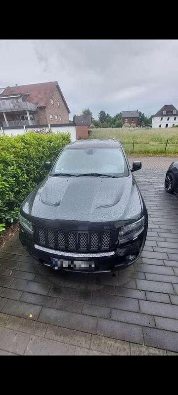 Schwarz Gebraucht 2013 Jeep Grand Cherokee Laredo SUV | 13.950 € (Fairer Preis) - Bild 1/4