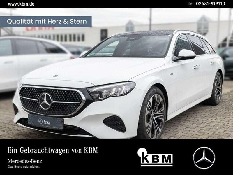 Unilack polarweiß Gebraucht 2025 Mercedes 300 Avantgarde Kombi | 64.825 € - Bild 1/4