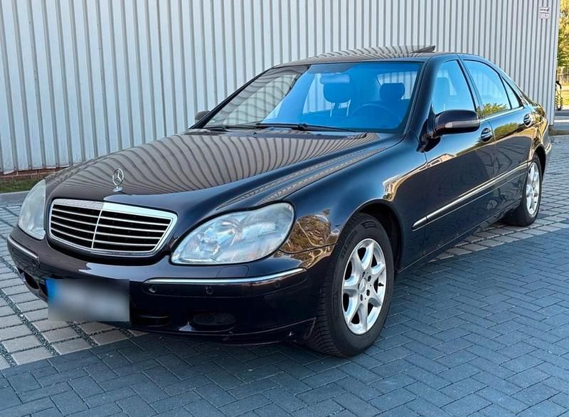 Schwarz Gebraucht 2000 Mercedes S500 Limousine | 4.399 € (Guter Preis) - Bild 1/4