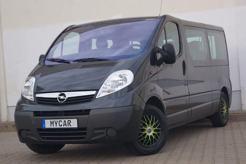 Schwarz Gebraucht 2012 Opel Vivaro Van | 11.999 € (Fairer Preis) - Bild 1/4