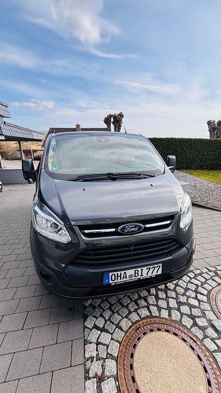 Gebraucht Ford Tourneo Titanium 155 PS (114 kW) 2015 Grau Van / Kleinbus