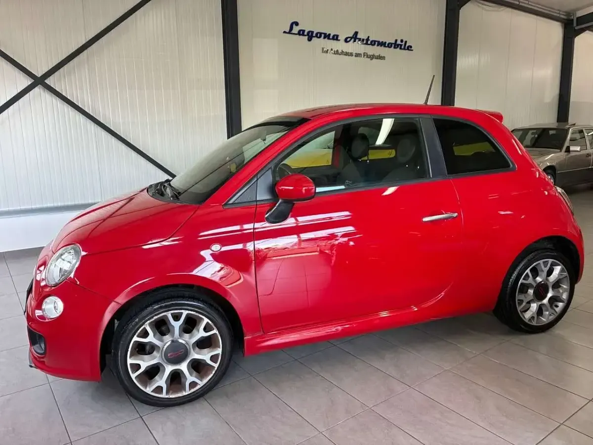 Gebraucht Fiat 500 69 PS (50 kW) 2014 Rosso corsa/sfrontato/argilla/ Kleinwagen