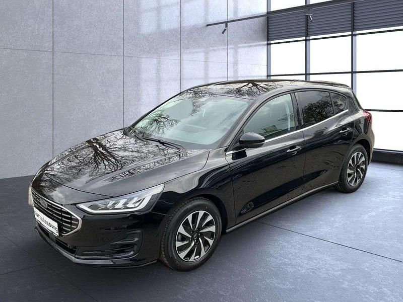 Neu Ford Focus Titanium 125 PS (91 kW) 2026 Agate black metallic Limousine