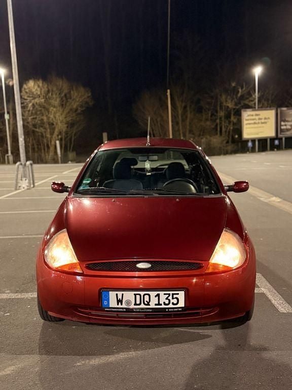 Gebraucht Ford Ka 60 PS (44 kW) 2003 Rot Kleinwagen