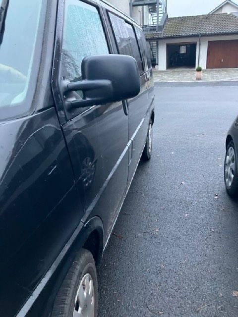 Gebraucht VW Multivan 102 PS (75 kW) 1997 Schwarz Van