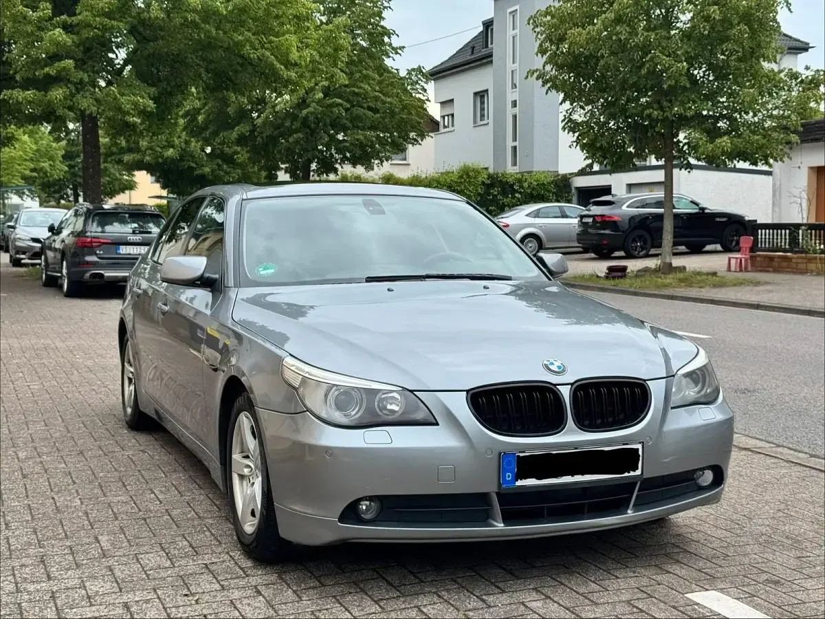 Gebraucht BMW 520 170 PS (125 kW) 2003 Grau Limousine