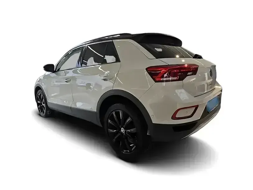 Usata VW T-Roc Life 150 CV (110 kW) 2024 Nero SUV