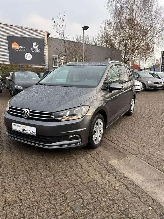Gebraucht VW Touran Sound 150 PS (110 kW) 2017 Indiumgrau metallic Van / Kleinbus
