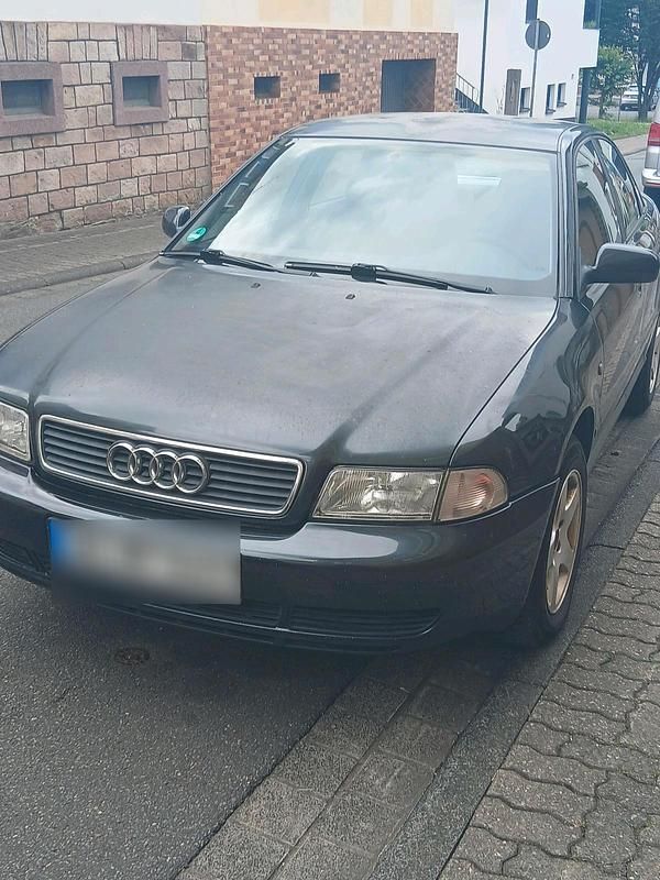 Gebraucht Audi A4 125 PS (91 kW) 1999 Schwarz Limousine