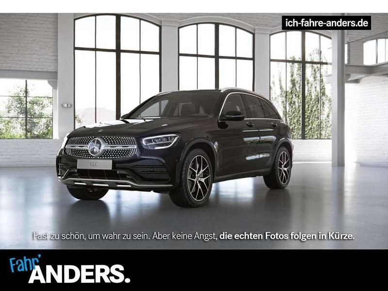Obsidianschwarz Gebraucht 2020 Mercedes GLC200 AMG SUV | 43.964 € (Etwas zu teuer) - Bild 1/2