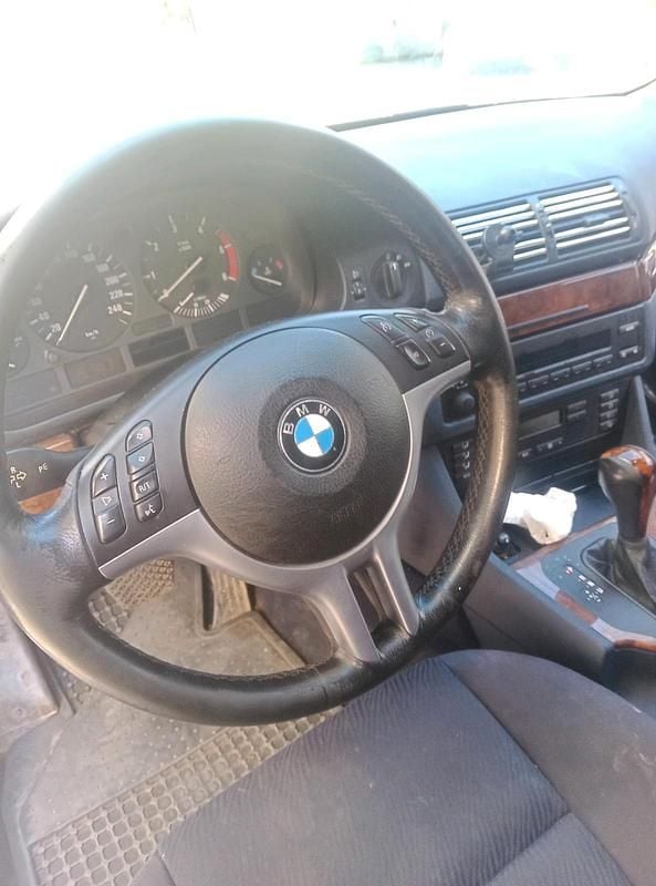 Gebraucht BMW 525 163 PS (119 kW) 2000 Blau Limousine