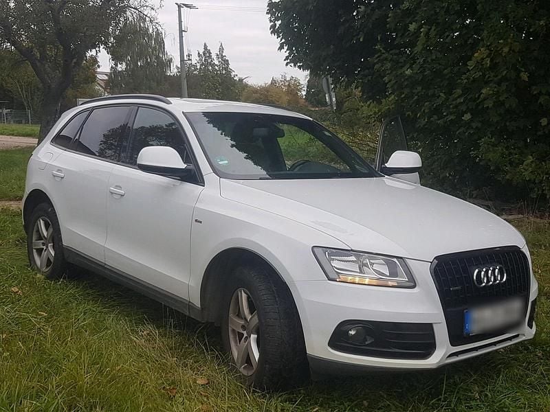 Weiß Gebraucht 2015 Audi Q5 S-Line SUV | 12.500 € (Guter Preis) - Bild 1/4