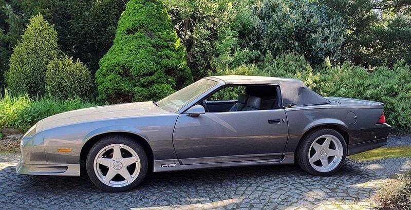 Grau Gebraucht 1991 Chevrolet Camaro Cabrio | 18.300 € - Bild 1/4