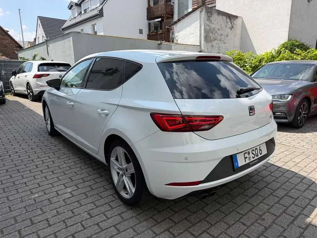 Gebraucht Seat Leon FR 179 PS (131 kW) 2017 Weiß Limousine