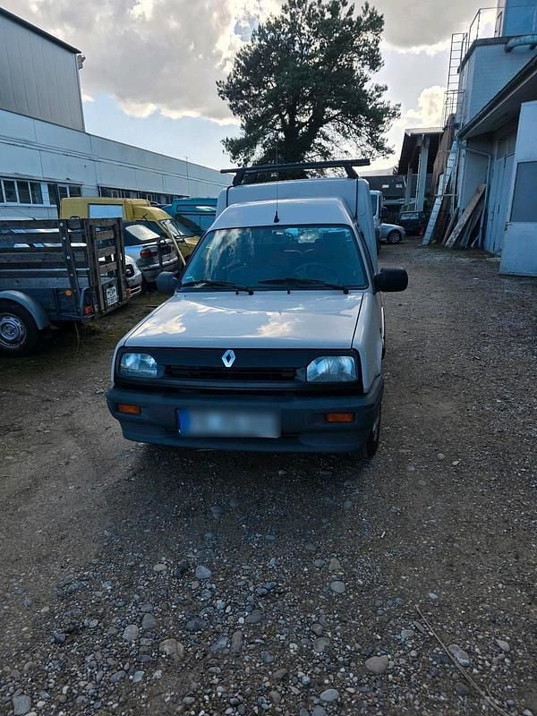 Gebraucht Renault Rapid 79 PS (58 kW) 1996 Beige Van / Kleinbus