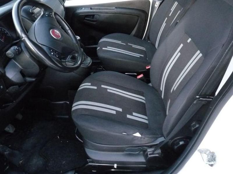 Gebraucht Fiat Fiorino 95 PS (69 kW) 2015 Bianco banchisa/pack/canova/sant Van / Kleinbus