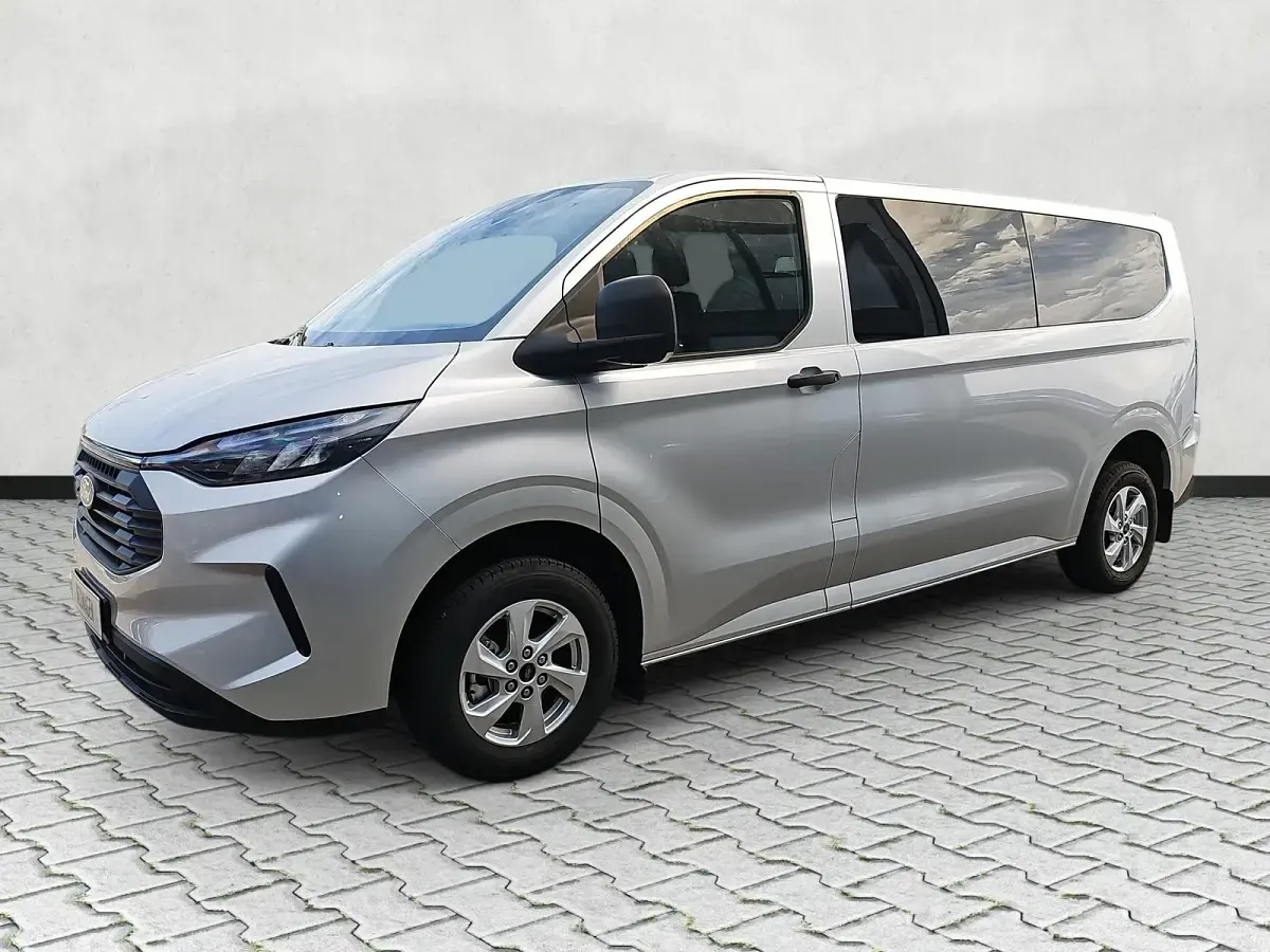 Neu Ford Transit Custom Trend 150 PS (110 kW) 2026 Moondust silver metallic Kombi