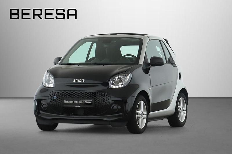 Schwarz Gebraucht 2022 Smart ForTwo Electric Drive Cabrio | 12.449 € (Fairer Preis) - Bild 1/4