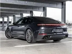 Neu Porsche Panamera 470 PS (345 kW) 2026 Grau (vulkangraumetallic) Kleinwagen