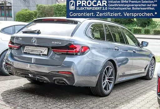 Gebraucht BMW 520 Shadowline 184 PS (135 kW) 2021 Grau Kombi