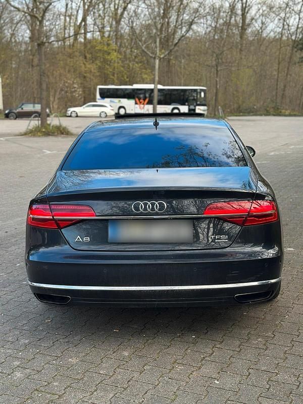 Usata Audi A8 310 CV (228 kW) 2013 Blu Berlina