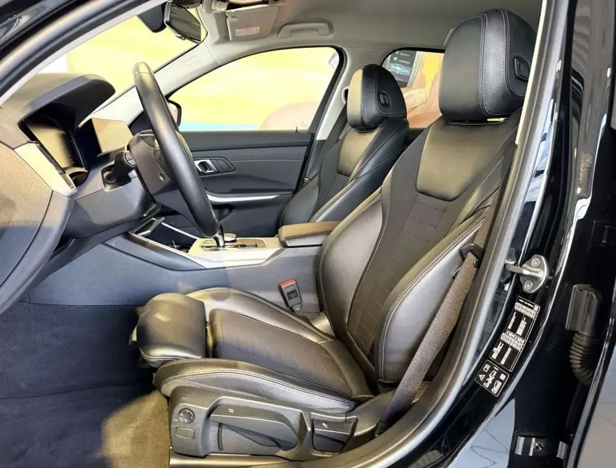 Gebraucht BMW 320 Sport Line 190 PS (139 kW) 2022 Schwarz ii Kombi