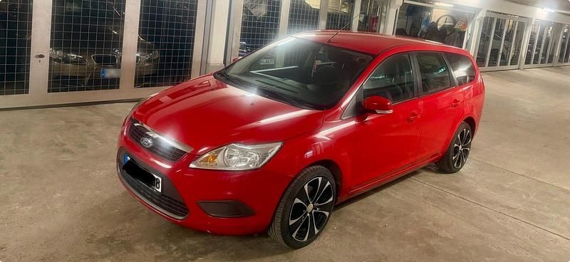 Gebraucht Ford Focus 125 PS (91 kW) 2008 Rot Kombi