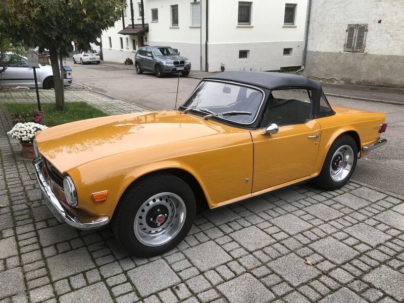 Gelb Gebraucht 1972 Triumph TR6 Cabrio | 21.500 € - Bild 1/4