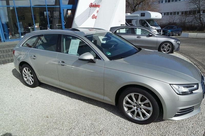 Second-hand Audi A4 Design 190 CP (139 kW) 2017 Argintiu Break