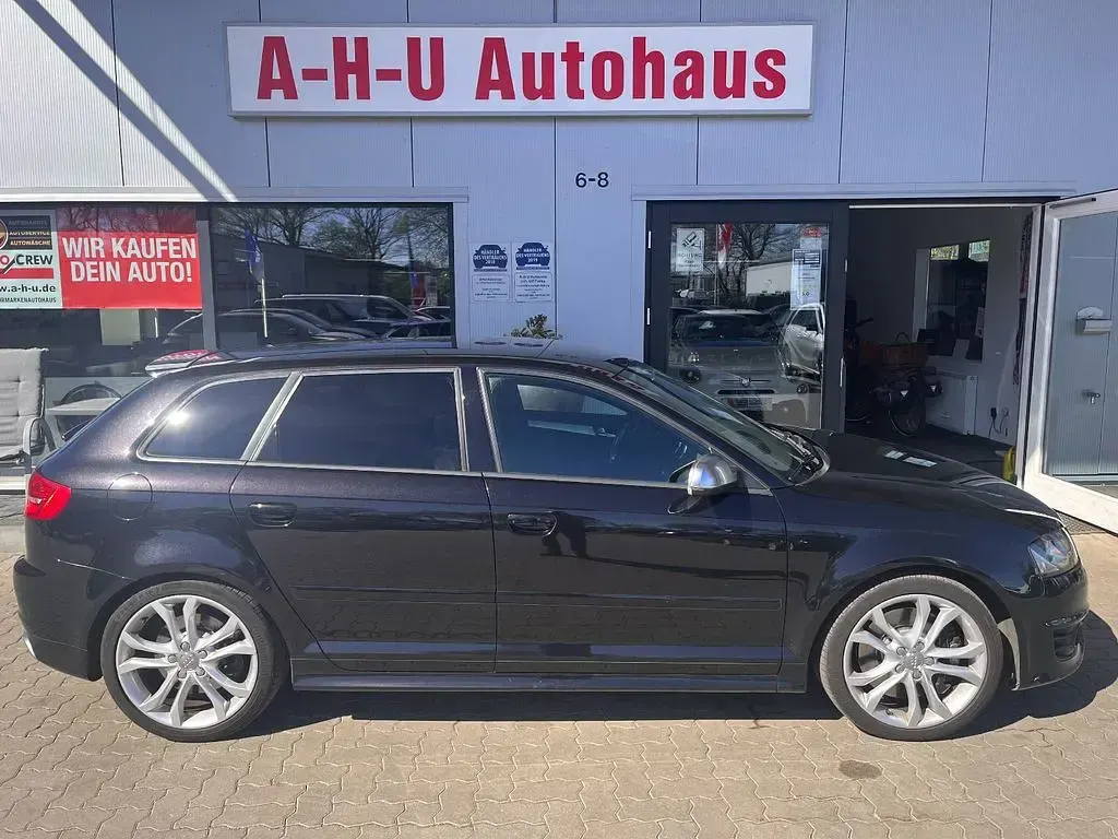 Second-hand Audi S3 Comfort 265 CP (194 kW) 2012 Negru Hatchback