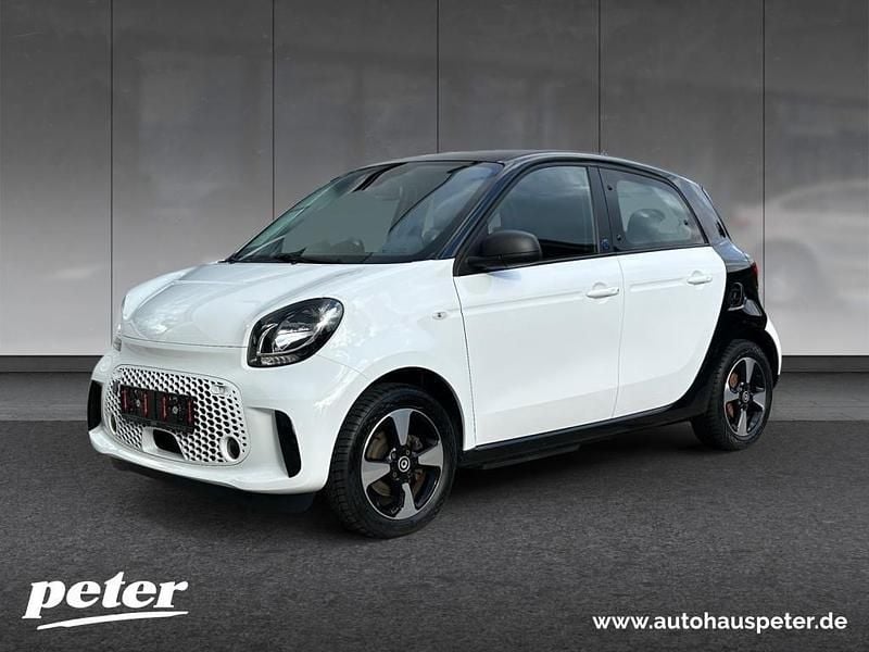 Weiß Gebraucht 2020 Smart ForFour Electric Drive Limousine | 8.909 € (Fairer Preis) - Bild 1/4