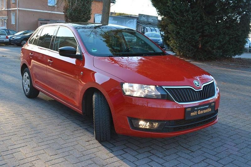 Gebraucht Skoda Rapid Elegance 105 PS (77 kW) 2014 Rot Kleinwagen