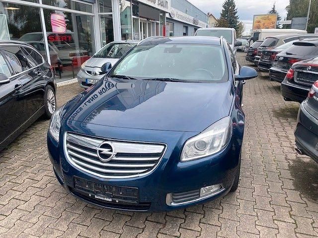 Gebraucht Opel Insignia Edition 131 PS (96 kW) 2012 Blau Kombi