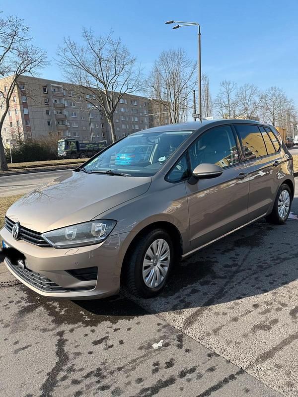 Gebraucht VW Golf VII 106 PS (77 kW) 2017 Andere farben Limousine