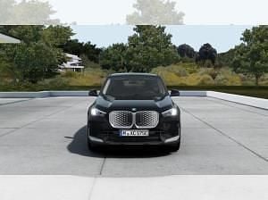 Neu BMW iX1 150 kW (204 PS) 2026 Schwarz (schwarz uni) SUV
