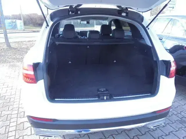 Gebraucht Mercedes GLC220 Exclusive 170 PS (125 kW) 2019 Andere SUV
