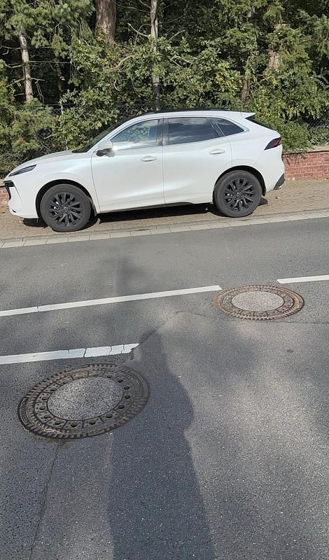 Gebraucht DFSK Forthing 5 177 PS (130 kW) 2024 Weiß SUV