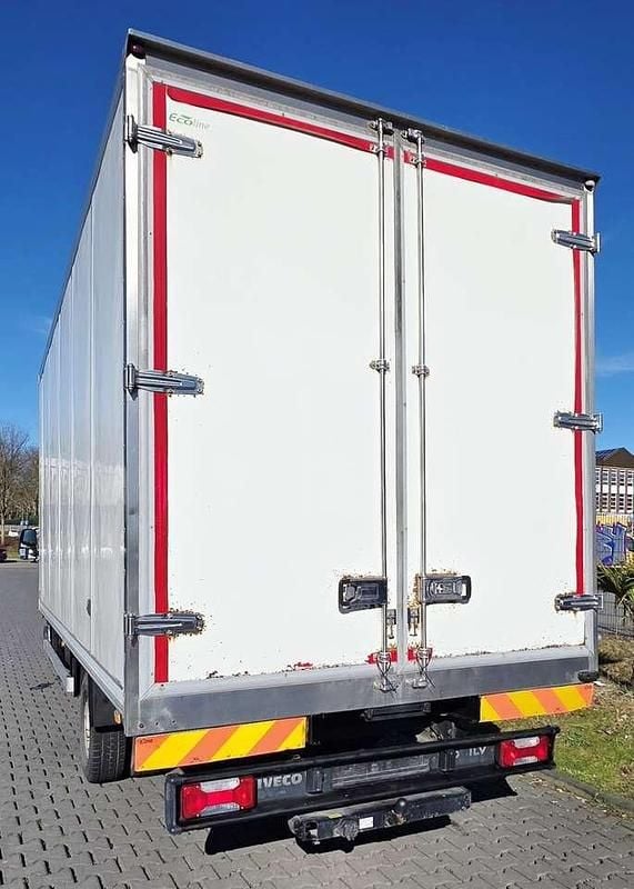 Gebraucht Iveco Daily 180 PS (132 kW) 2018 Weiß Van