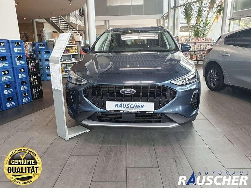 Gebraucht Ford Focus Active 116 PS (85 kW) 2025 Chrome blue metallic Kombi