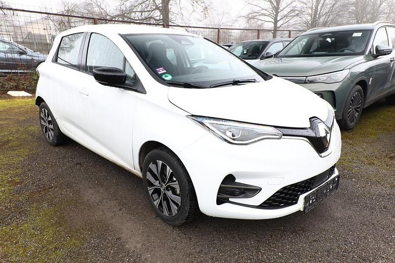 Gebraucht Renault Zoe Evolution 50 kW (69 PS) 2022 Gletscherweiß Kleinwagen