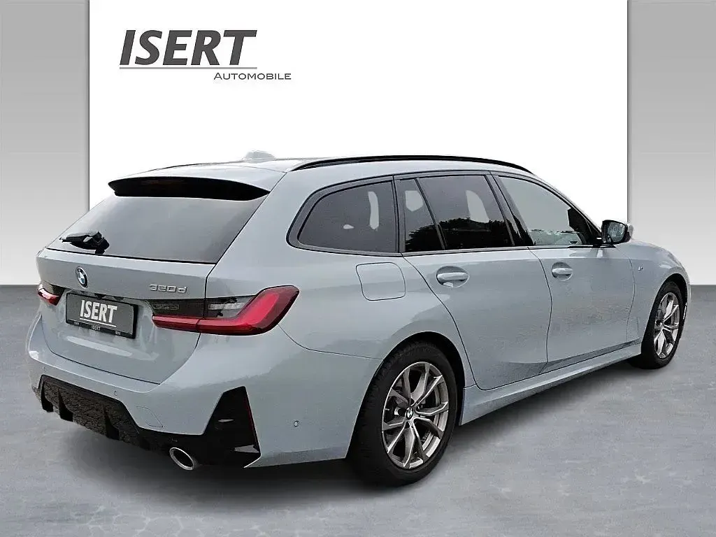 Gebraucht BMW 320 M Sport 190 PS (139 kW) 2025 Grau Kombi