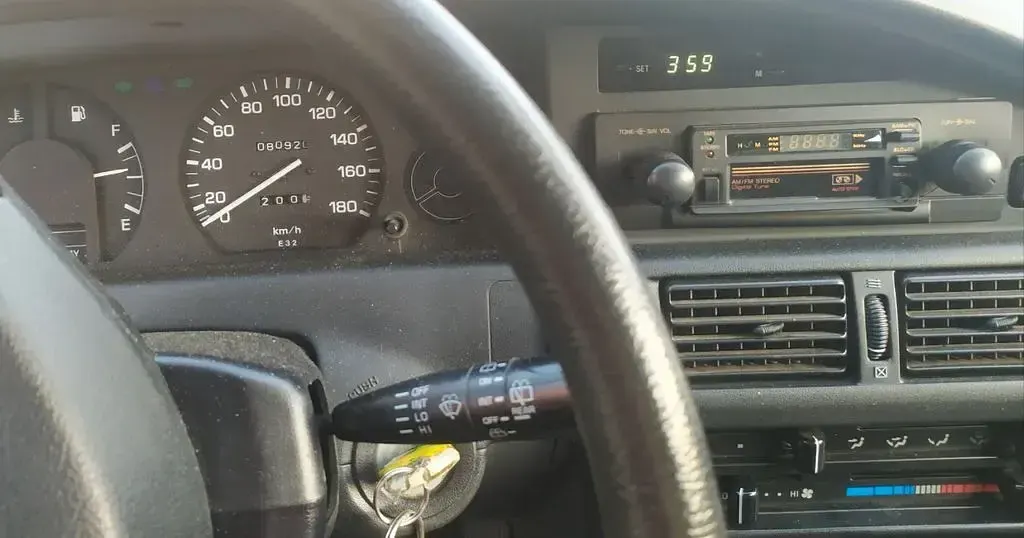 Gebraucht Toyota Corolla XLi 75 PS (55 kW) 1992 Grau Limousine