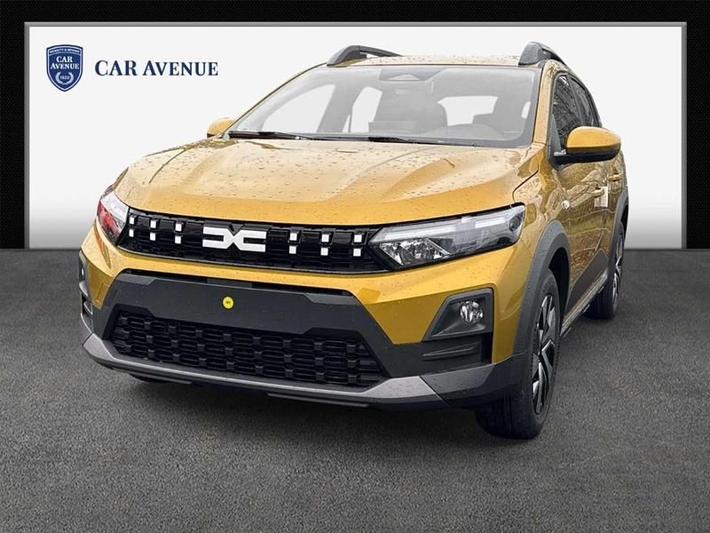 Amber yellow Neu 2025 Dacia Sandero Kleinwagen | 19.230 € - Bild 1/4