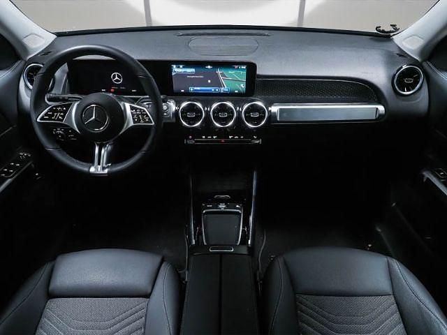 Gebraucht Mercedes GLB180 Progressive 136 PS (100 kW) 2025 Grau SUV