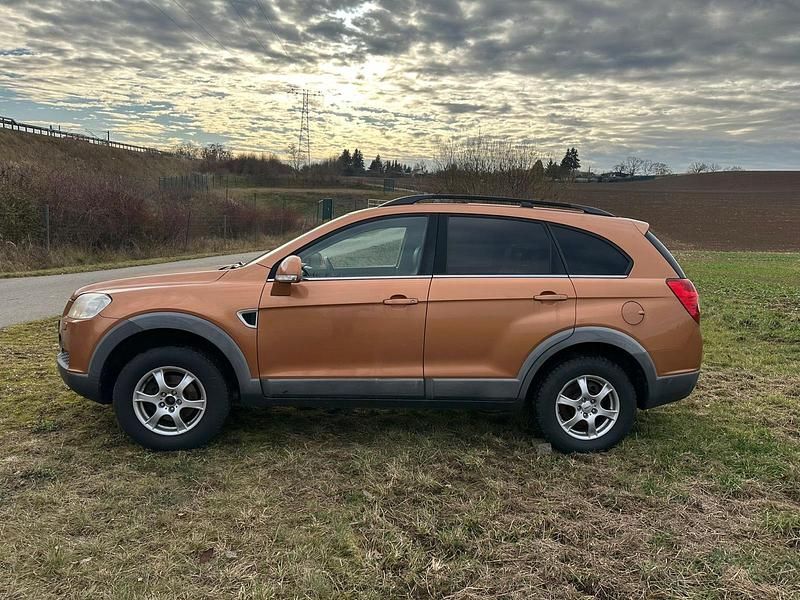 Gebraucht Chevrolet Captiva LT 150 PS (110 kW) 2009 Andere farben SUV